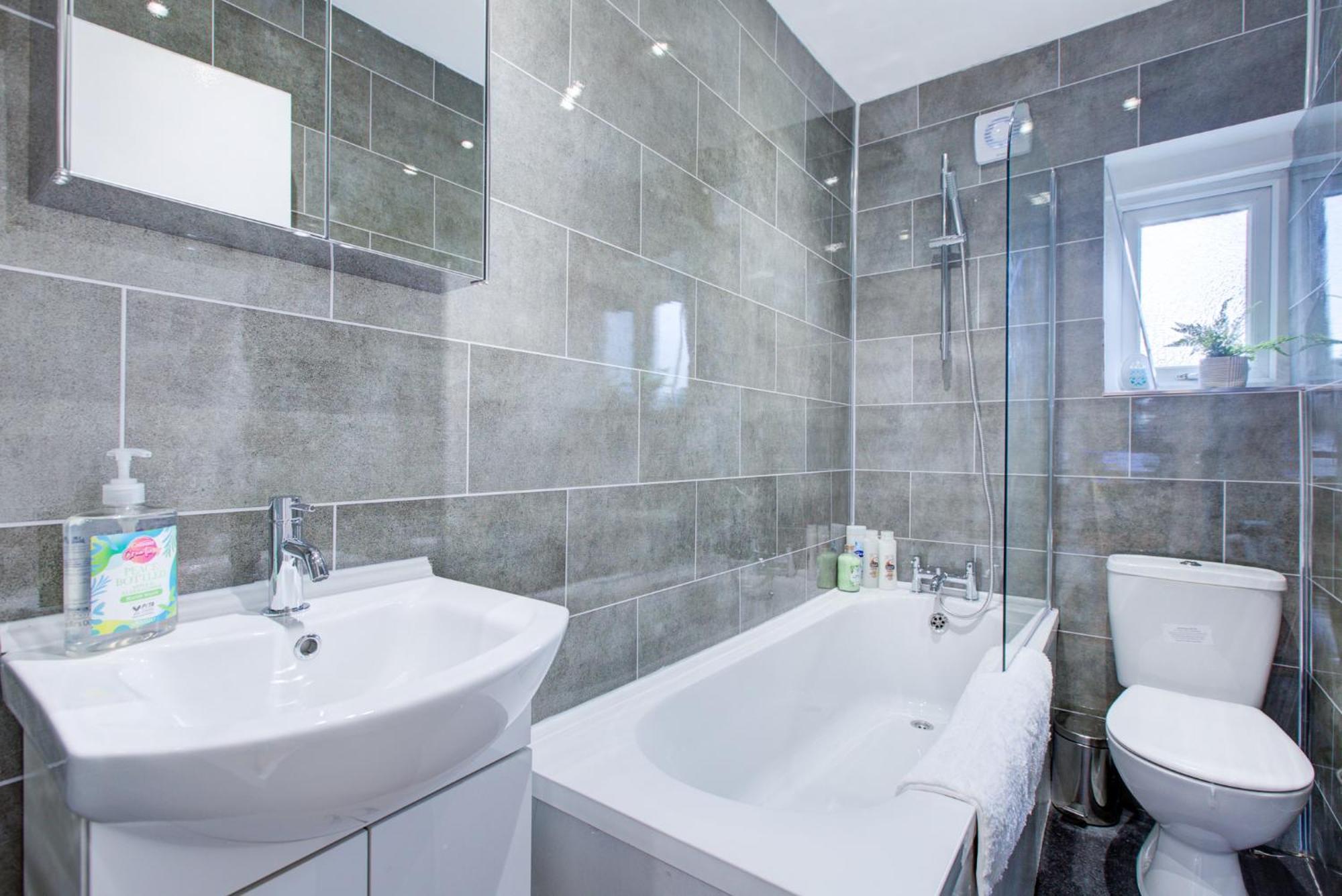 Wonderful Two-Bedroom Apartment Лондон Екстер'єр фото